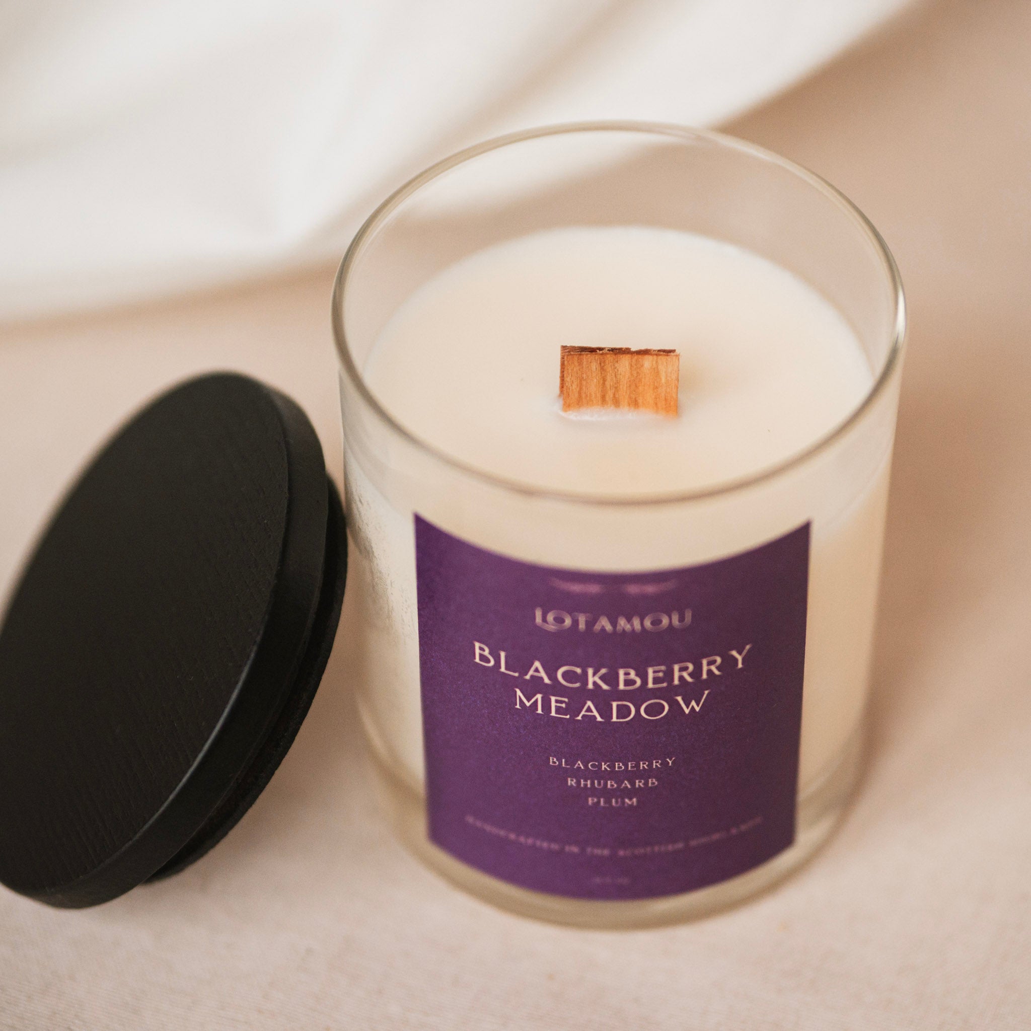 Fruits scented candle in jar with the silicone-free wooden lid. 100% natural soy wax candle with wooden wick. Hand poured in Scottish Highlands. Vegan friendly